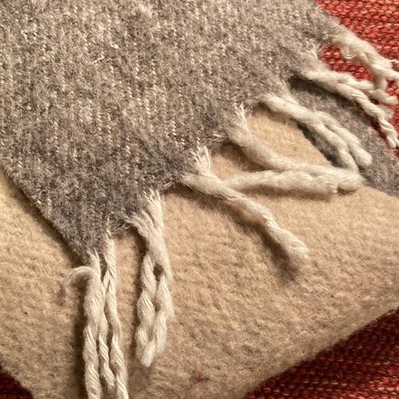 Wool blend woven felted striped scarf - Picture 3 of 8